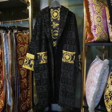 versace zhop replica reddit|versace robes reddit.